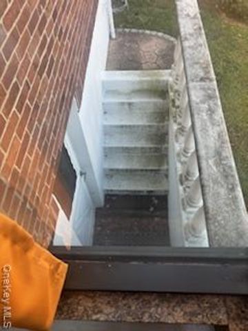 1457 Bay Street, Staten Island, NY 10305