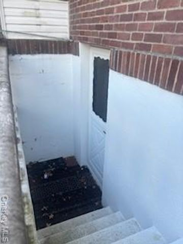 1457 Bay Street, Staten Island, NY 10305