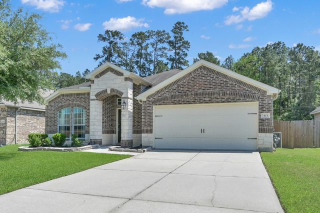 423 Oak Chase Drive, Conroe, TX 77304
