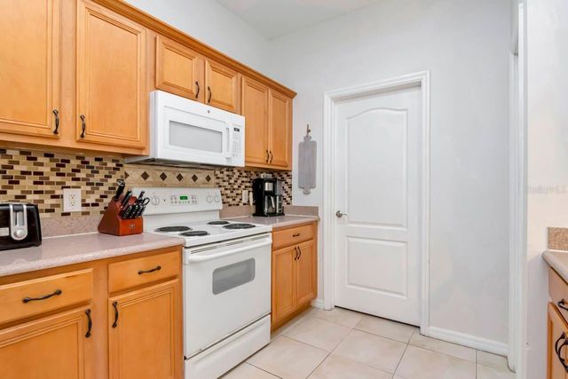 20318 OAK KEY COURT, Tampa, FL 33647