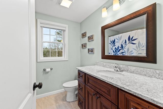 33 Trask Rd, Plymouth, MA 02360