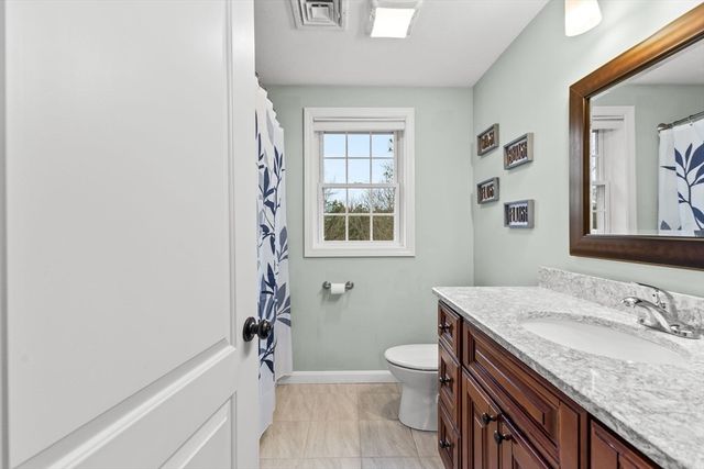 33 Trask Rd, Plymouth, MA 02360