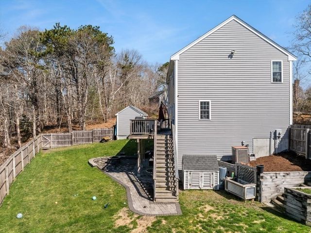 33 Trask Rd, Plymouth, MA 02360