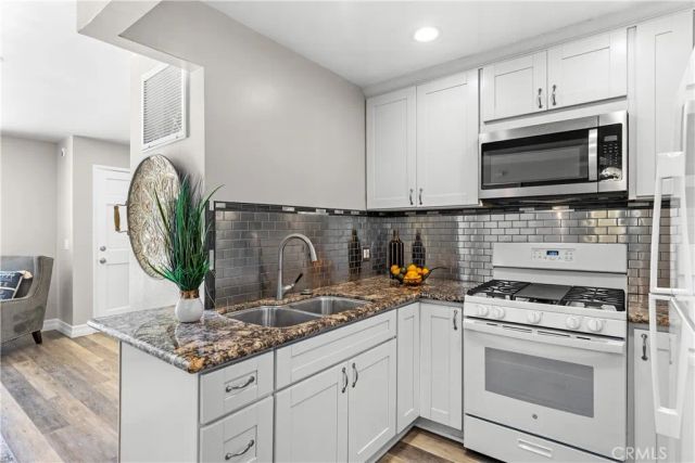 25821 Via Lomas 216, Laguna Hills, CA 92653