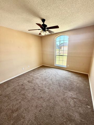 49 Amberwood Drive, San Angelo, TX 76903