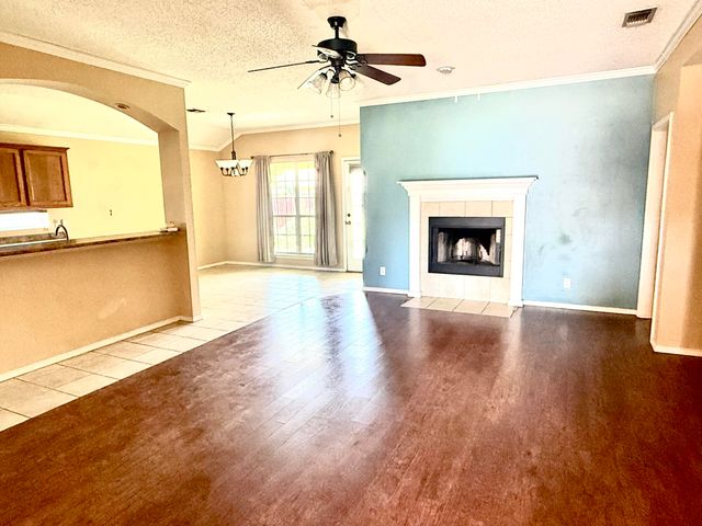49 Amberwood Drive, San Angelo, TX 76903