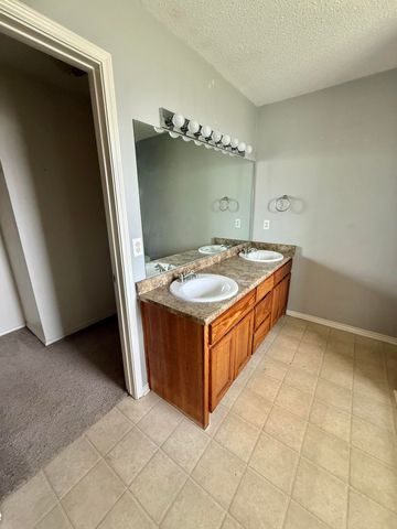 49 Amberwood Drive, San Angelo, TX 76903