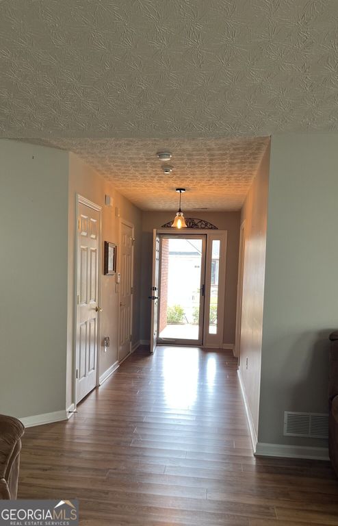 804 Village Place, Loganville, GA 30052 — photo 2