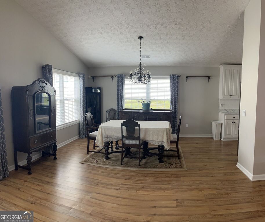 804 Village Place, Loganville, GA 30052 — photo 4