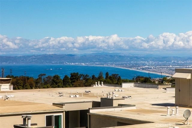 28121 Highridge, Rolling Hills Estates, CA 90275