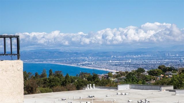 28121 Highridge, Rolling Hills Estates, CA 90275