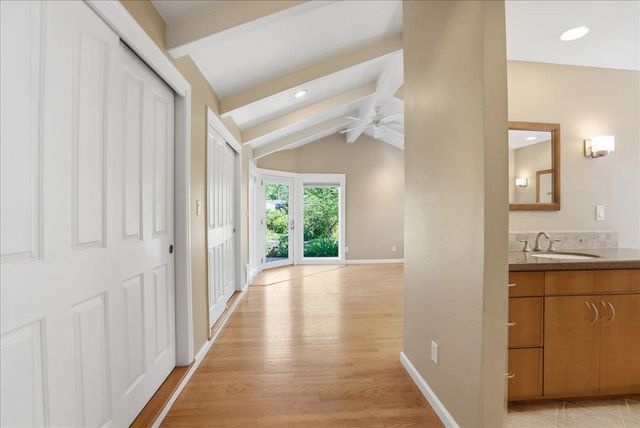 1220 El Toro Way, Sacramento, CA 95864