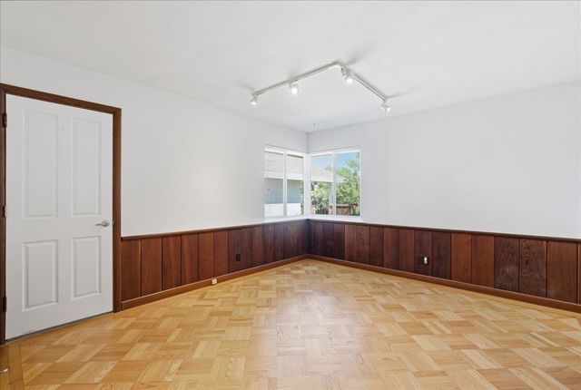 1220 El Toro Way, Sacramento, CA 95864