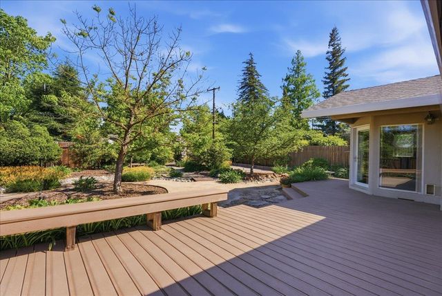 1220 El Toro Way, Sacramento, CA 95864