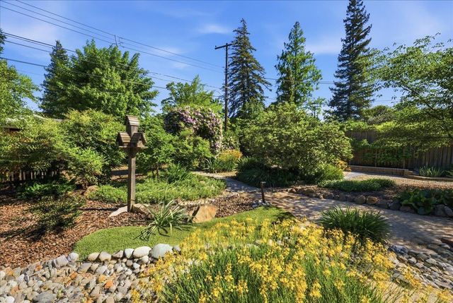 1220 El Toro Way, Sacramento, CA 95864