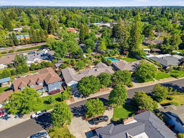 1220 El Toro Way, Sacramento, CA 95864