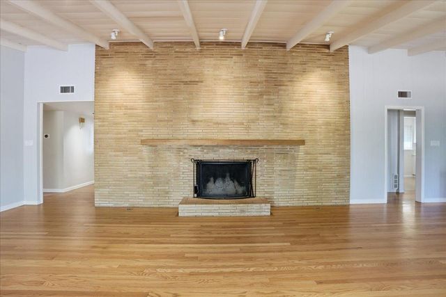 1220 El Toro Way, Sacramento, CA 95864