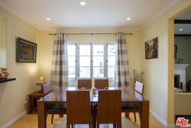 1059 E San Jose Avenue, Burbank, CA 91501