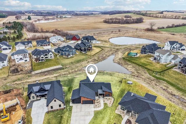 909 Westbridge Court, Waunakee, WI 53597