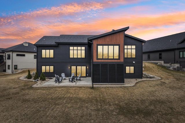 909 Westbridge Court, Waunakee, WI 53597