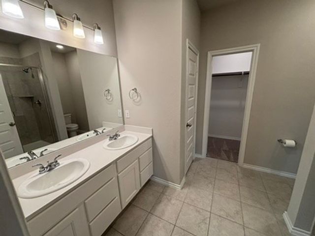 971 Hurstwood, Van Alstyne, TX 75495