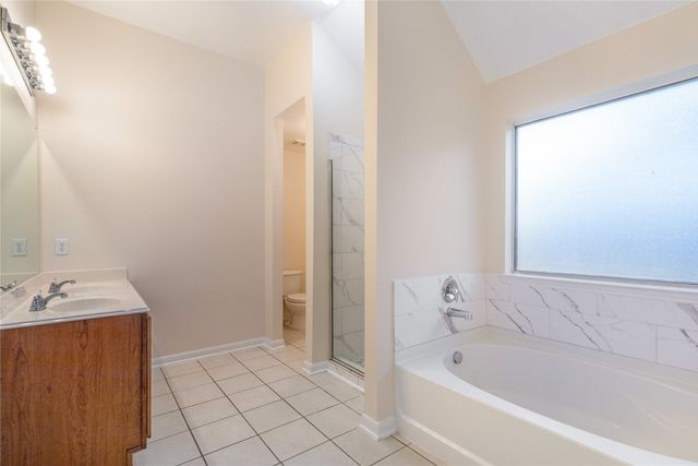 14045 Rodeo Daze Drive, Fort Worth, TX 76052