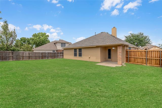 14045 Rodeo Daze Drive, Fort Worth, TX 76052