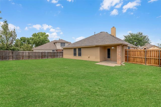 14045 Rodeo Daze Drive, Fort Worth, TX 76052