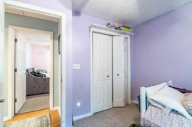 7935 S 122 E, Wolcottville, IN 46795