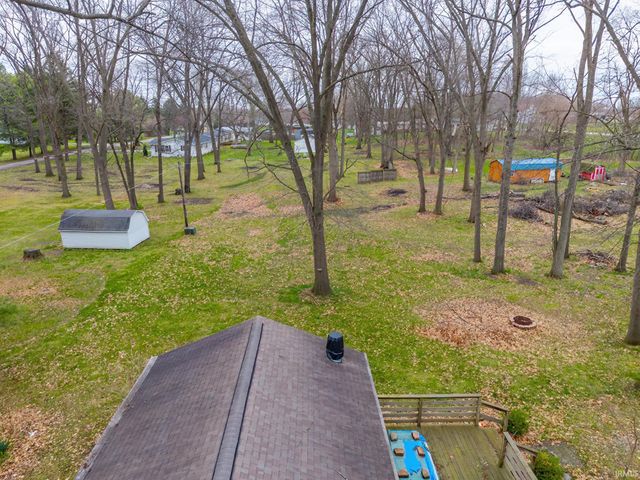 7935 S 122 E, Wolcottville, IN 46795
