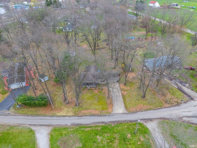 7935 S 122 E, Wolcottville, IN 46795