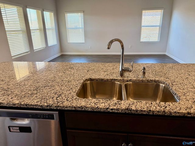 114 Branton Court, New Market, AL 35761