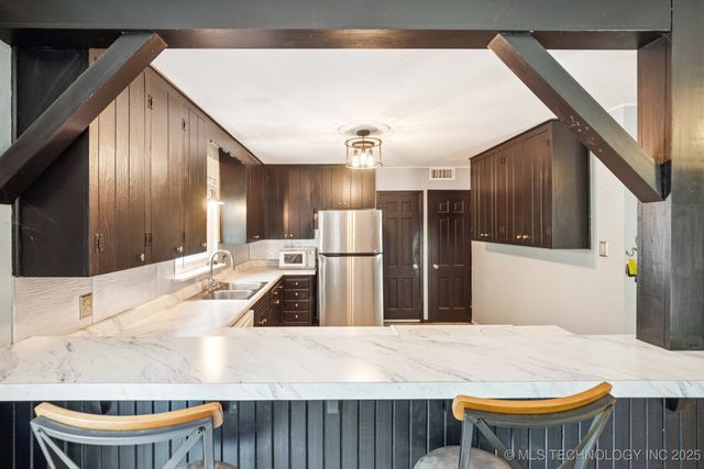 1504 E Comanche Avenue, Mcalester, OK 74501