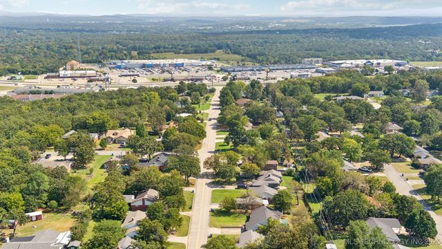 1504 E Comanche Avenue, Mcalester, OK 74501