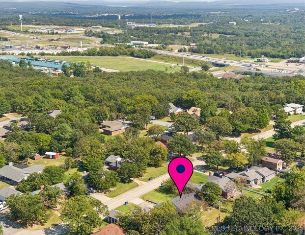 1504 E Comanche Avenue, Mcalester, OK 74501