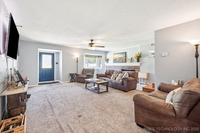 1504 E Comanche Avenue, Mcalester, OK 74501