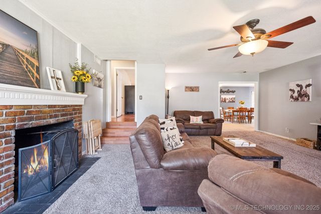 1504 E Comanche Avenue, Mcalester, OK 74501