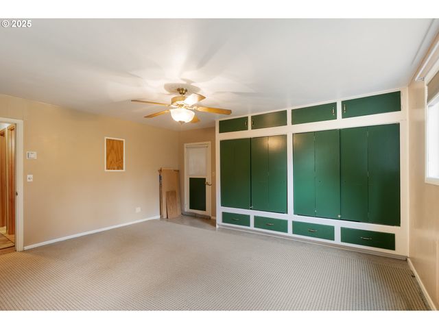 939 BUCKHORN Rd, Roseburg, OR 97470