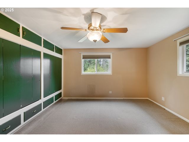 939 BUCKHORN Rd, Roseburg, OR 97470