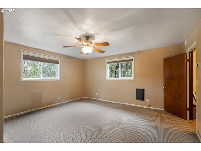 939 BUCKHORN Rd, Roseburg, OR 97470