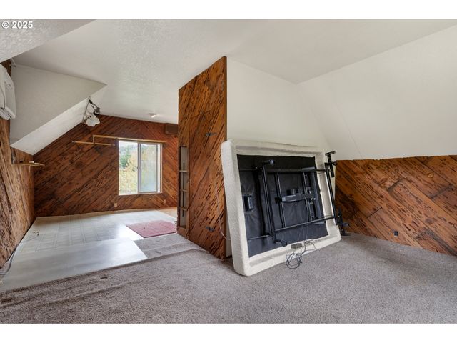 939 BUCKHORN Rd, Roseburg, OR 97470