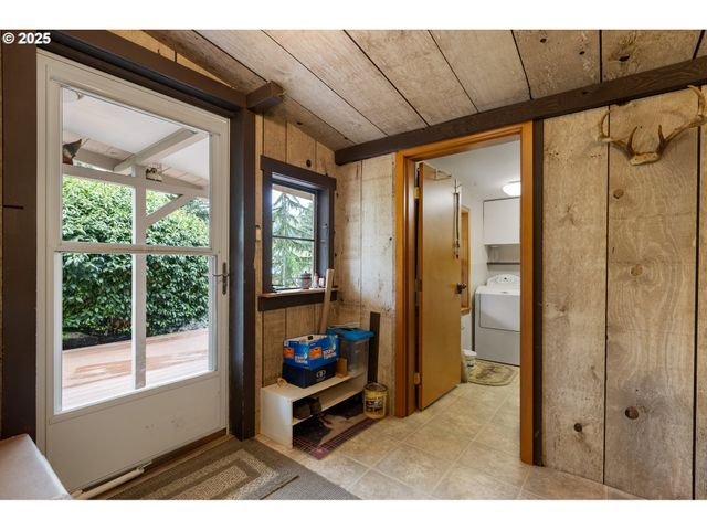 939 BUCKHORN Rd, Roseburg, OR 97470