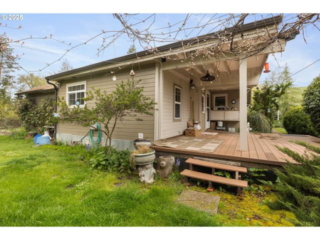 939 BUCKHORN Rd, Roseburg, OR 97470