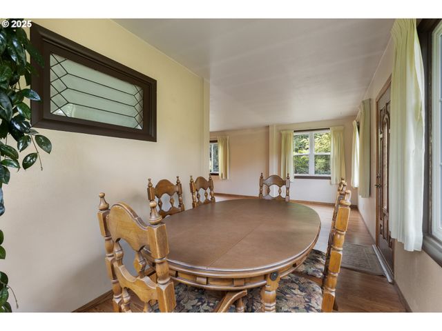 939 BUCKHORN Rd, Roseburg, OR 97470