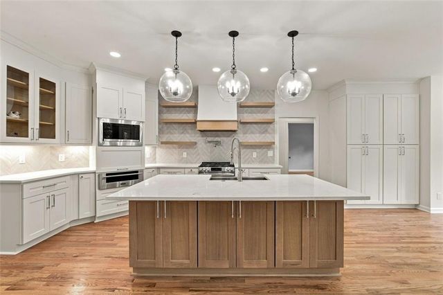5173 Barrington Trace Drive, Atlanta, GA 30331