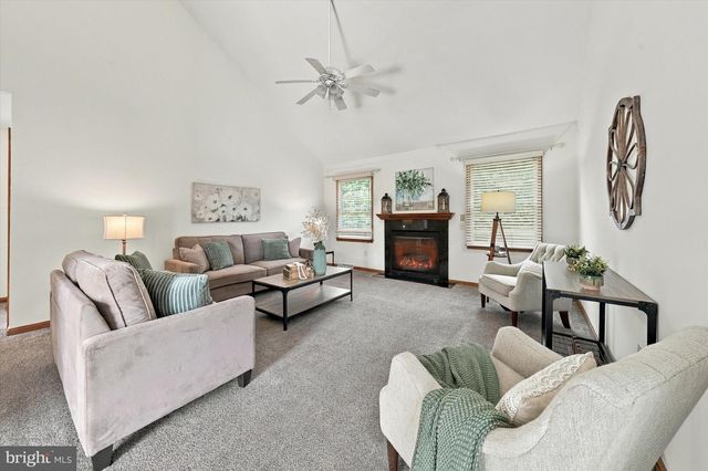 464 FIELDCREST DR, Dover, DE 19904