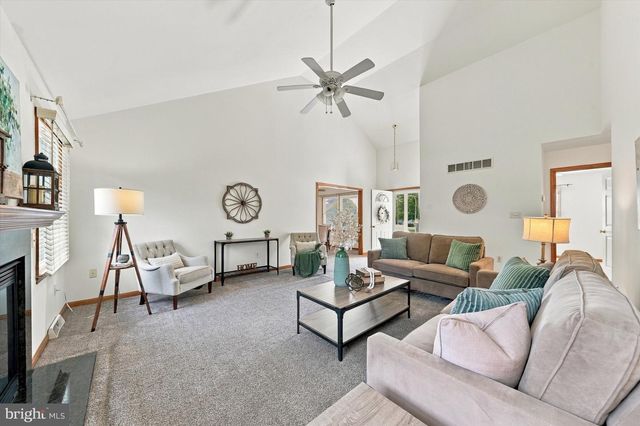 464 FIELDCREST DR, Dover, DE 19904