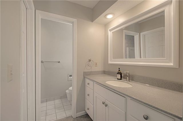 5801 W 164th Street, Stilwell, KS 66085