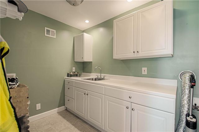 5801 W 164th Street, Stilwell, KS 66085