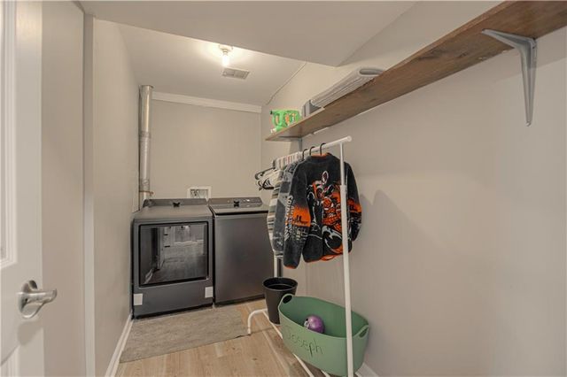 5801 W 164th Street, Stilwell, KS 66085